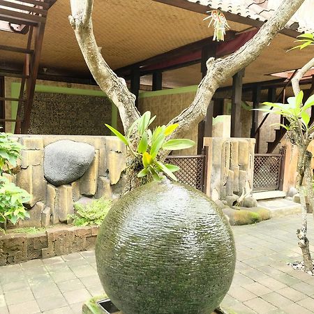 Kerti Beach Bungalow And Restaurant Padangbai  Esterno foto