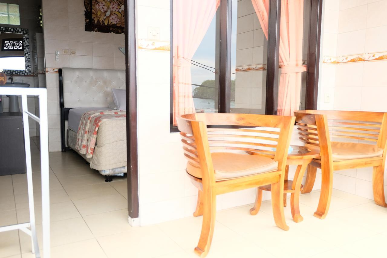 Kerti Beach Bungalow And Restaurant Padangbai  Esterno foto