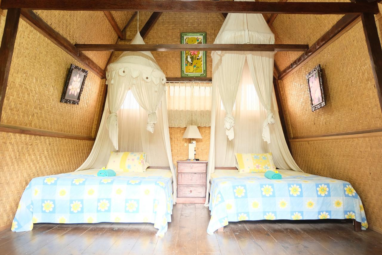 Kerti Beach Bungalow And Restaurant Padangbai  Esterno foto