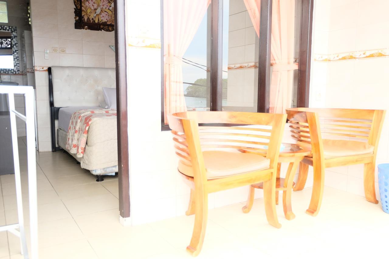 Kerti Beach Bungalow And Restaurant Padangbai  Esterno foto